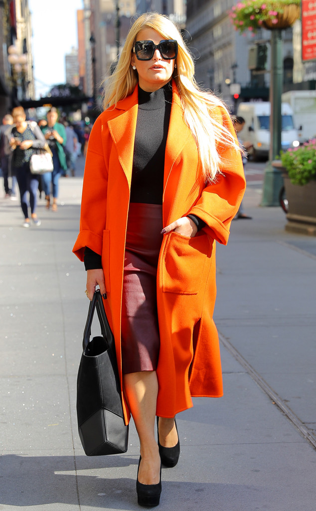 Why Jessica Simpson S Body Journey Is Relatable Af E Online